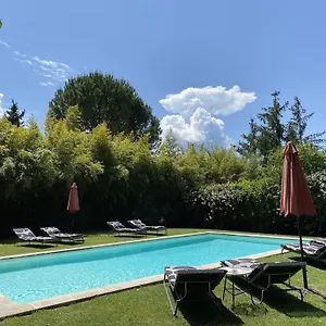 mas-la-pauline-gites-de-charme-roulotte.fr-provencehotel.com/